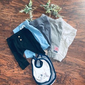 5 pairs of leggings with two bibs